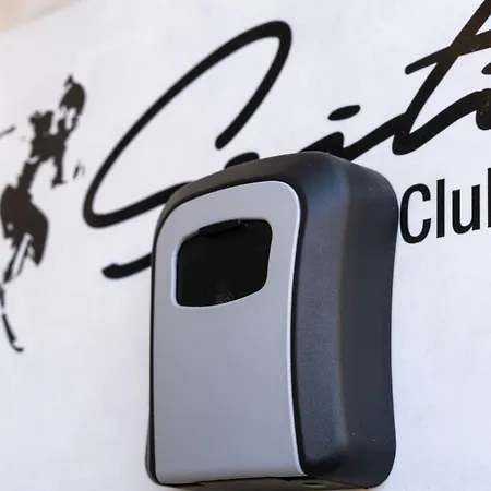 House Of Paralympic Athlete Mike Seitis アパート *