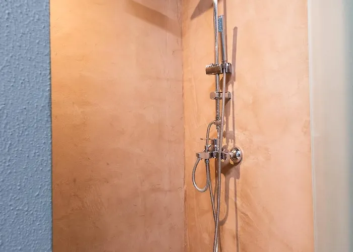 House Of Paralympic Athlete Mike Seitis * Rhodes City