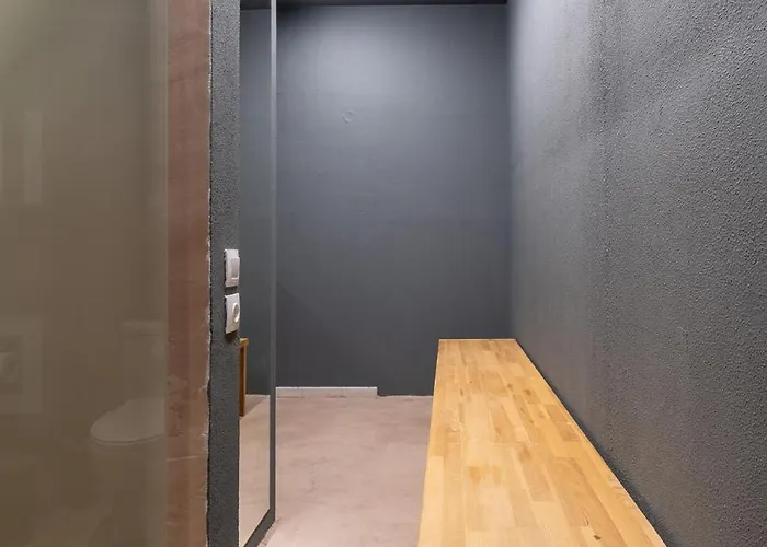 House Of Paralympic Athlete Mike Seitis * Rhodes City